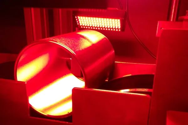 機(jī)器視覺(jué)技術(shù)在汽車(chē)制造中的應(yīng)用案例-機(jī)器視覺(jué)_視覺(jué)檢測(cè)設(shè)備_3D視覺(jué)_缺陷檢測(cè)