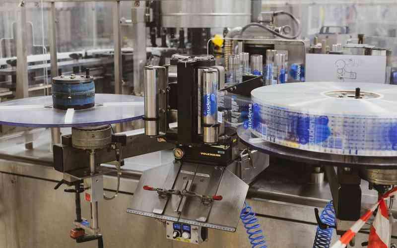 缺陷檢測(cè)中，光源的設(shè)計(jì)如何影響系統(tǒng)的操作簡(jiǎn)便性